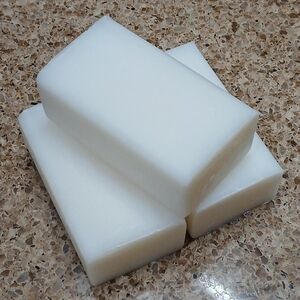 Stain-Remover Laundry Bar